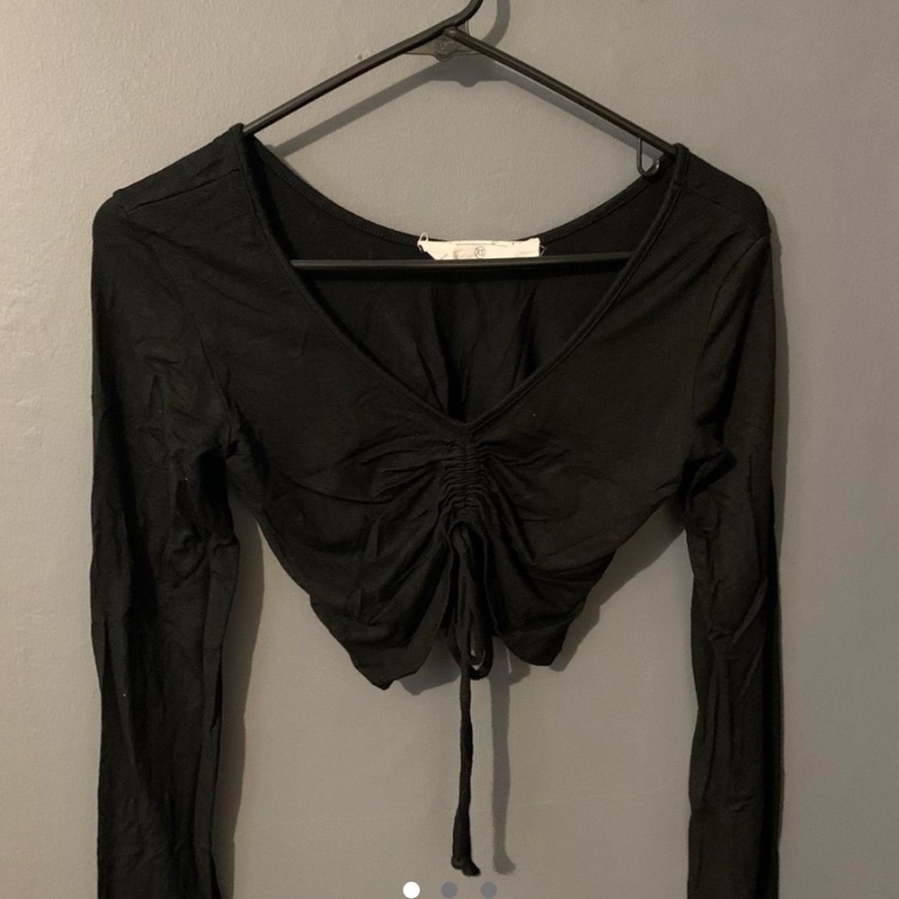 Long sleeve crop top